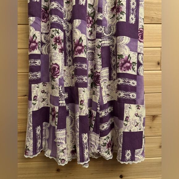Vintage Lacy After Noon Size Medium Purple Floral Lace Patchwork Maxi Skirt - Picture 3 of 10